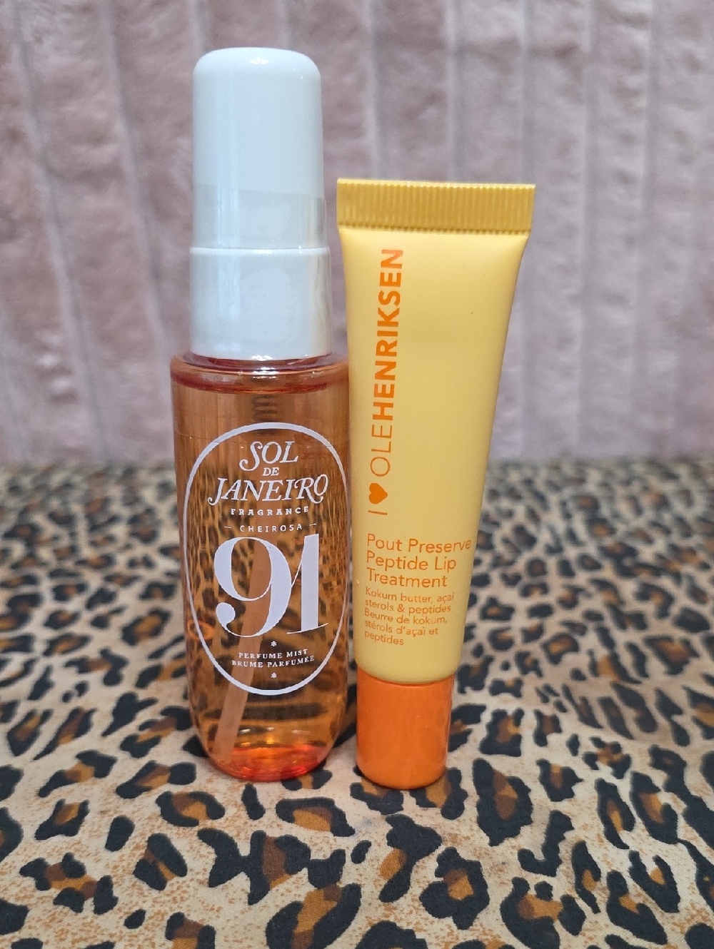 Ole Henriksen Yellow Pout Preserve Peptide Lip Treatment & Sol De Janeiri 91
